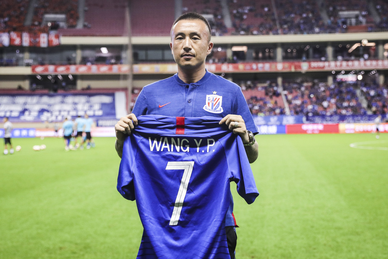 足球报:原本天海5人转会申花,仅王永珀一人成行致4500万纠纷